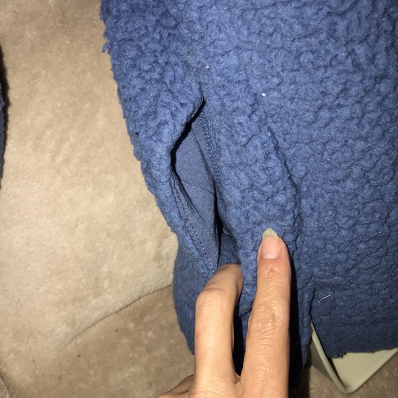 Aerie XS light and dark blue Sherpa pullover quarter zip 💕 - Picture 4 of 7